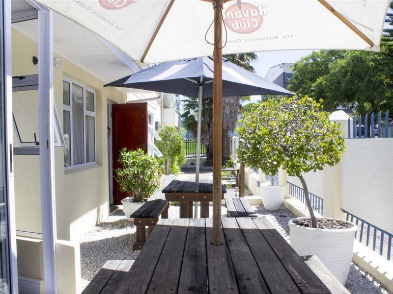 The Russel Hotel Knysna Exterior photo