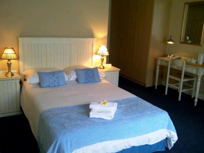 The Russel Hotel Knysna Room photo
