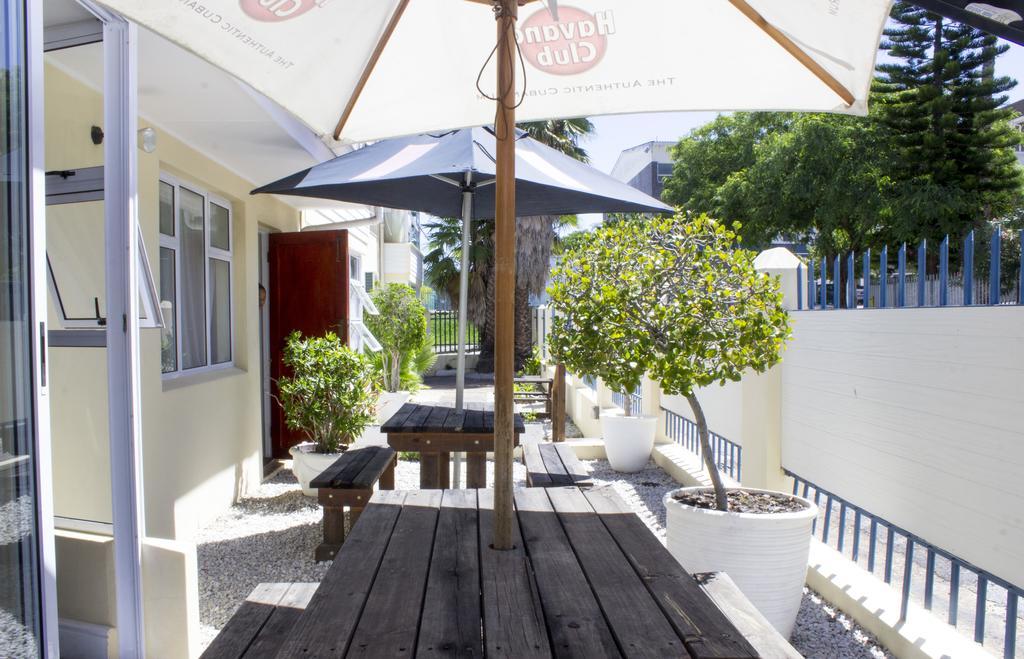 The Russel Hotel Knysna Exterior photo